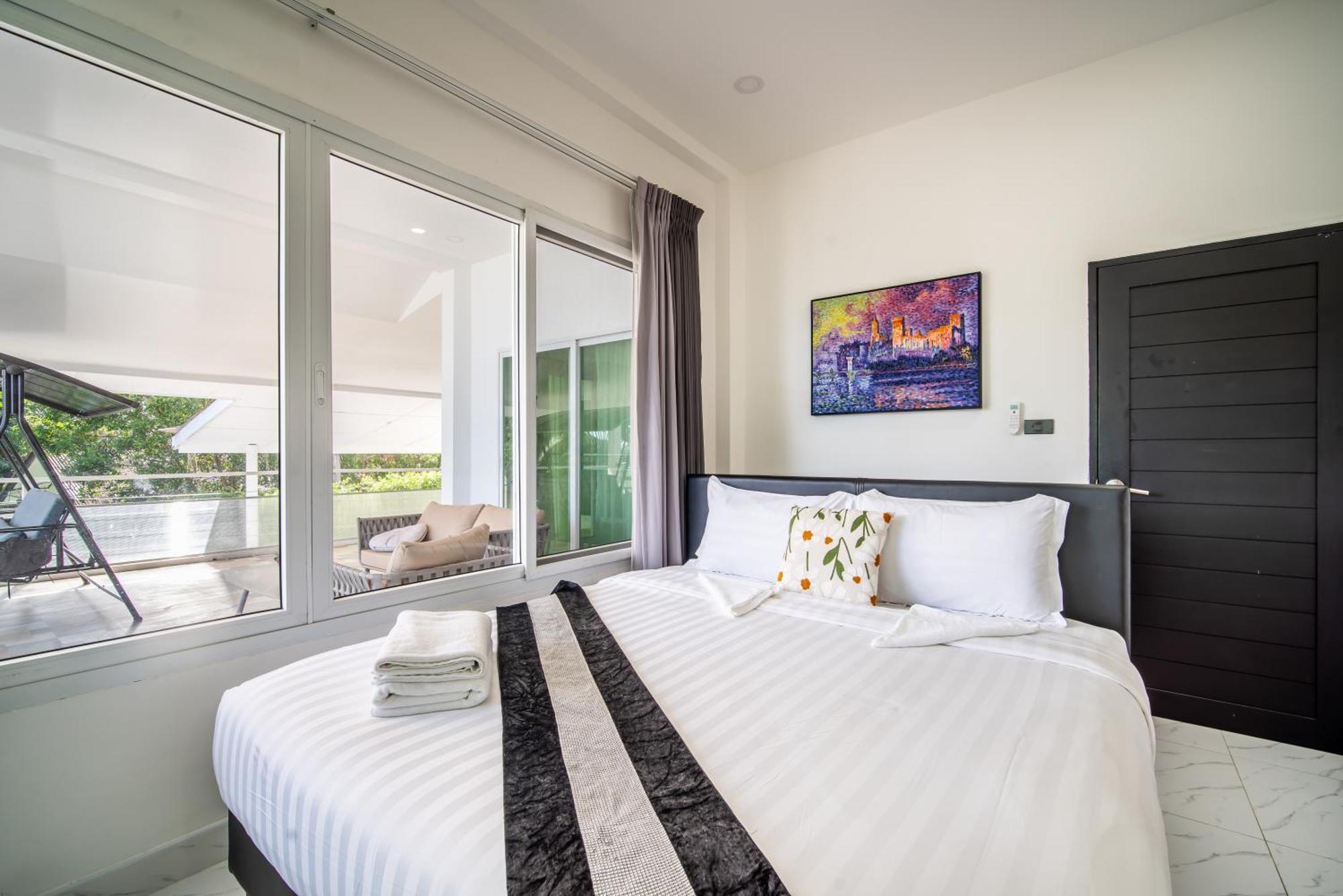 Mona Seaview Pool Villa Beach Front Aoyon Beach Banaumakham Szoba fotó